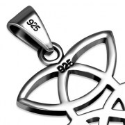 Large Celtic Trinity Knot Pendant, pn636